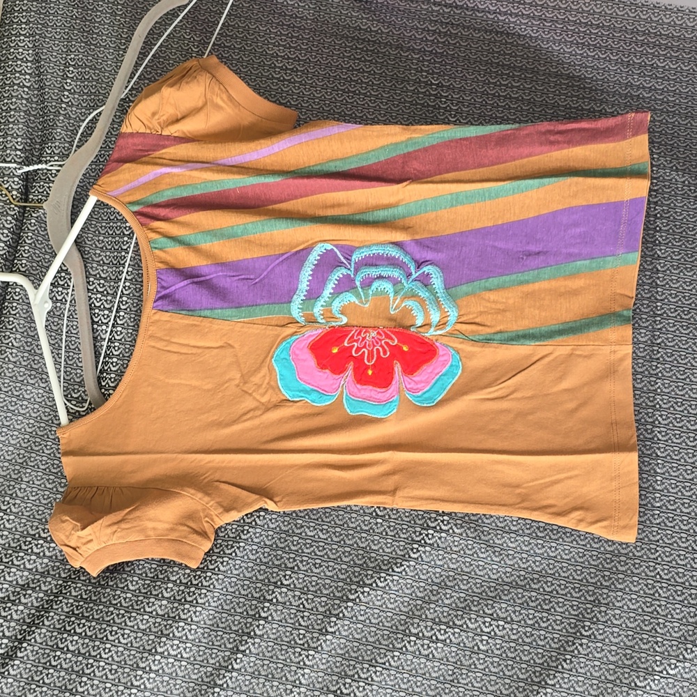 Inner child top size small